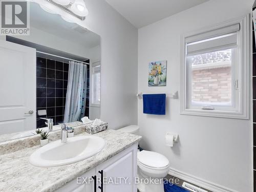 32 Doc Lougheed Avenue, Southgate, ON - Indoor Photo Showing Bathroom