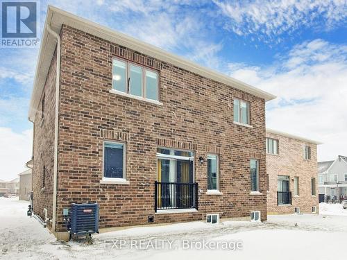 32 Doc Lougheed Avenue, Southgate, ON - Outdoor