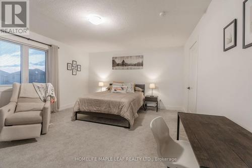 103 Middleton Avenue, London, ON - Indoor Photo Showing Bedroom