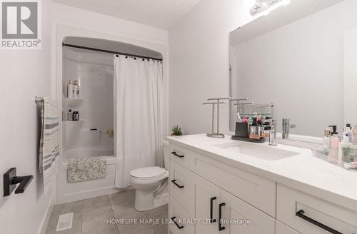 103 Middleton Avenue, London, ON - Indoor Photo Showing Bathroom