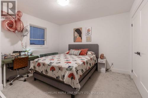 103 Middleton Avenue, London, ON - Indoor Photo Showing Bedroom