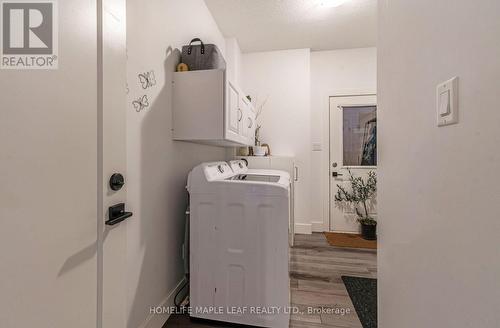 103 Middleton Avenue, London, ON - Indoor Photo Showing Laundry Room