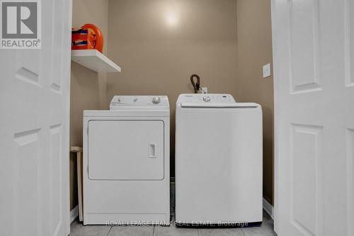 437 Nottingham Crescent, Oshawa (Eastdale), ON - Indoor Photo Showing Laundry Room