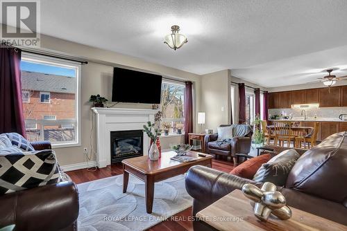 437 Nottingham Crescent, Oshawa (Eastdale), ON - Indoor Photo Showing Living Room With Fireplace