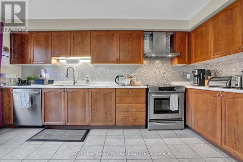 437 Nottingham Crescent, Oshawa (Eastdale), ON - Indoor Photo Showing Kitchen