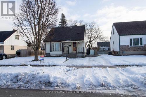 683 Little Street, Peterborough (Otonabee), ON - Outdoor With Facade