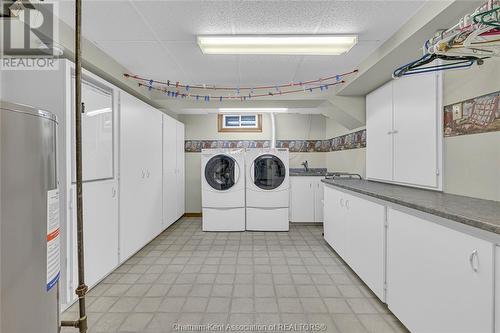 371 Campus Parkway, Chatham, ON - Indoor Photo Showing Laundry Room