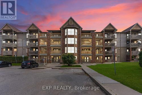 409 - 4005 Kilmer Drive, Burlington, ON - Outdoor With Balcony With Facade