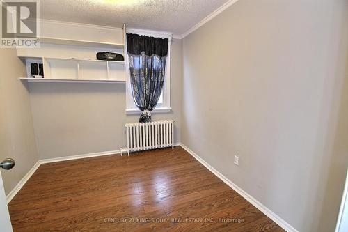 211 Park Road S, Oshawa, ON - Indoor Photo Showing Other Room