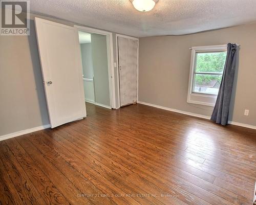 211 Park Road S, Oshawa, ON - Indoor Photo Showing Other Room