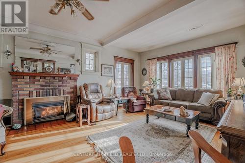 239 4Th Street E, Cornwall, ON - Indoor Photo Showing Living Room With Fireplace