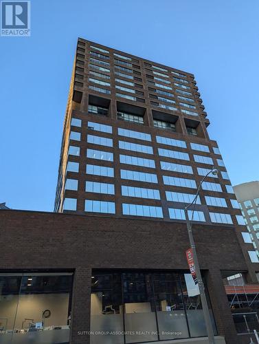 2004 - 914 Yonge Street, Toronto, ON - Outdoor With Facade