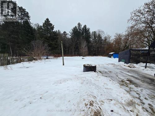 16 Glastonbury Road, Addington Highlands, ON - Outdoor