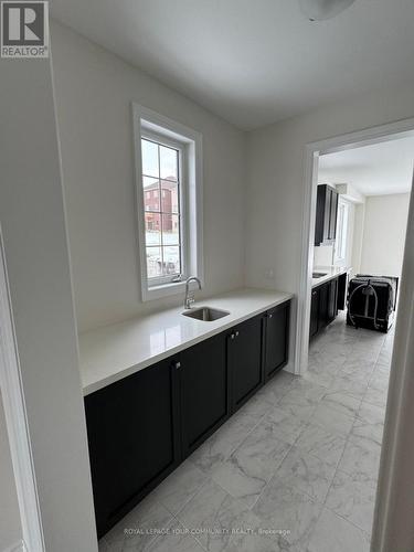 Main - 181 Rowe Street, Bradford West Gwillimbury, ON - Indoor Photo Showing Kitchen