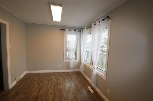 744 Cathedral Avenue, The Pas, MB - Indoor Photo Showing Other Room