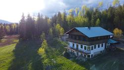 100 Lidstone Road  Salmon Arm, BC V1E 2Y1