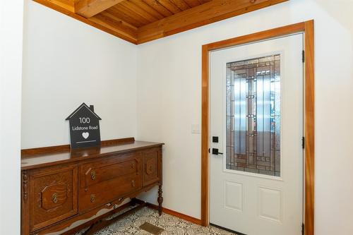 100 Lidstone Road, Salmon Arm, BC - Indoor Photo Showing Other Room