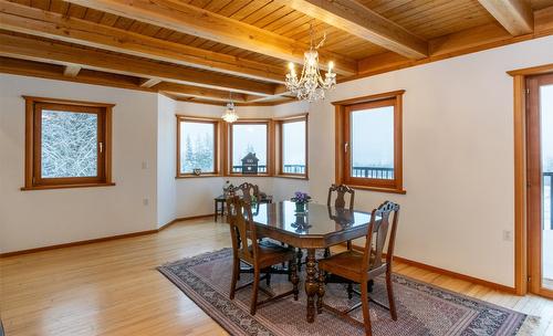 100 Lidstone Road, Salmon Arm, BC - Indoor Photo Showing Dining Room