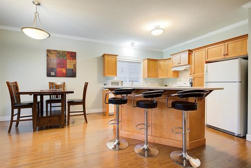 2171 Mimosa Drive, West Kelowna, BC - Indoor Photo Showing Kitchen