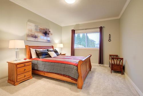 2171 Mimosa Drive, West Kelowna, BC - Indoor Photo Showing Bedroom