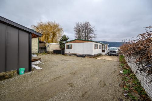 5341 75 Avenue, Salmon Arm, BC - Outdoor With Exterior