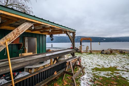 5341 75 Avenue, Salmon Arm, BC - Outdoor With Body Of Water