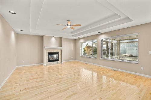 46-2365 Stillingfleet Road, Kelowna, BC - Indoor Photo Showing Other Room With Fireplace