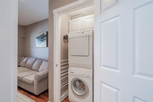 81-1370 Terravista Road, Windermere, BC - Indoor Photo Showing Laundry Room