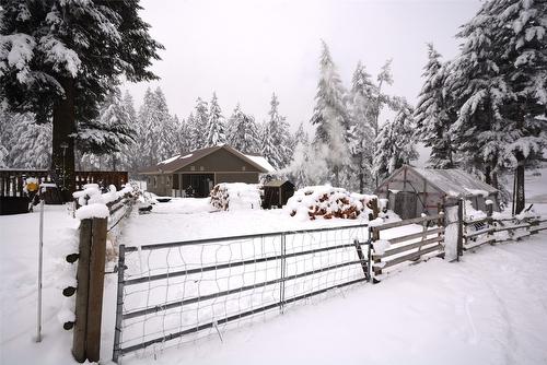 3010 Loon Lake Road, Summerland, BC - Outdoor