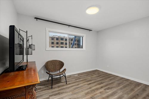 450 Mcdonald Road, Kelowna, BC - Indoor Photo Showing Other Room