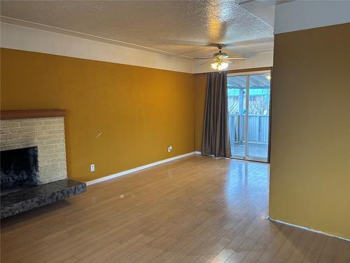 332 Oak Road, Kamloops, BC - Indoor With Fireplace