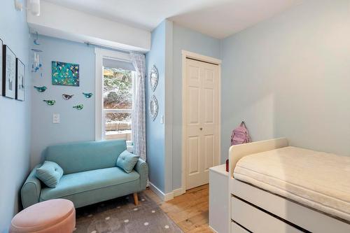 3190 Mcleod Road, West Kelowna, BC - Indoor Photo Showing Bedroom