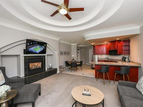 507/508C-366 Clubhouse Dr, Courtenay, BC - Indoor Photo Showing Living Room With Fireplace