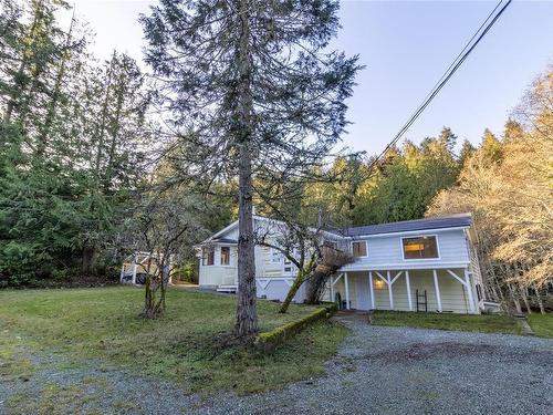 5824 Wallace Rd, Pender Island, BC 