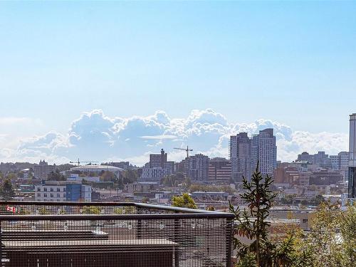 306-356 Gorge Rd East, Victoria, BC - Outdoor With View