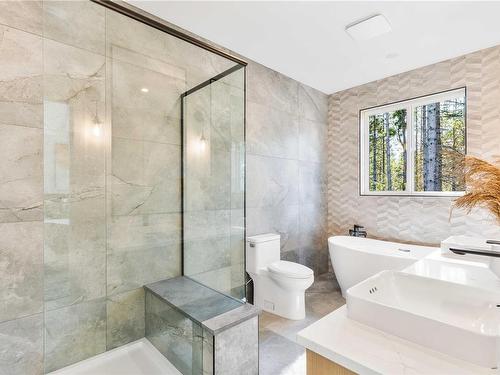 1371 Sandstone Lane, Langford, BC - Indoor Photo Showing Bathroom