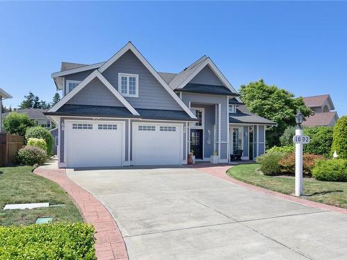 1692 Admiral Tryon Blvd, Parksville, BC 