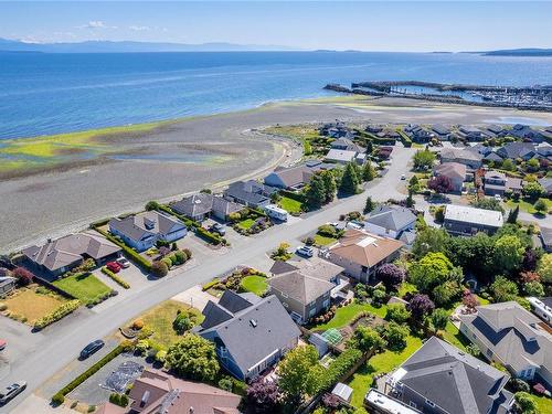 1692 Admiral Tryon Blvd, Parksville, BC 