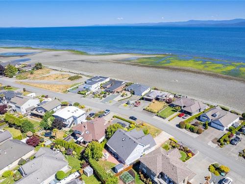 1692 Admiral Tryon Blvd, Parksville, BC 