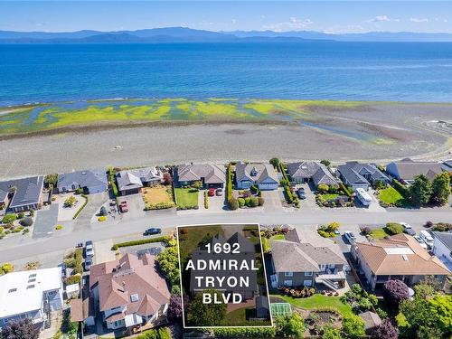 1692 Admiral Tryon Blvd, Parksville, BC 