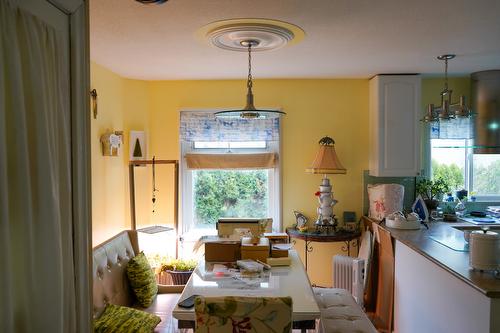 527 Shuswap Avenue, Chase, BC - Indoor Photo Showing Dining Room