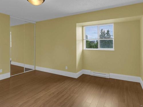 404-6715 Dover Rd, Nanaimo, BC - Indoor Photo Showing Other Room