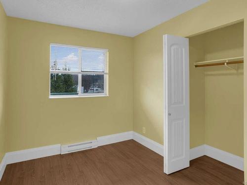 404-6715 Dover Rd, Nanaimo, BC - Indoor Photo Showing Other Room