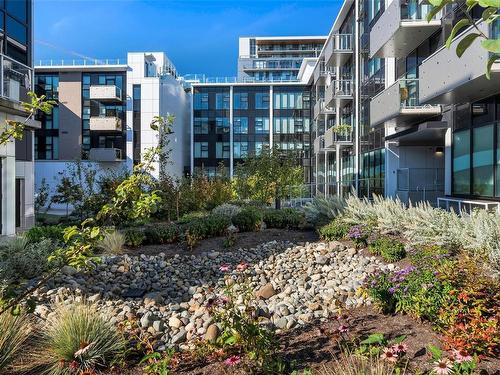 N216-1105 Pandora Ave, Victoria, BC - Outdoor With Facade