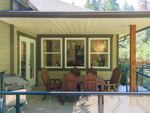 692 Colby Rd, Comox, BC 