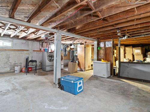 Rangement - 6775 33E Avenue, Montréal (Rosemont/La Petite-Patrie), QC - Indoor Photo Showing Basement