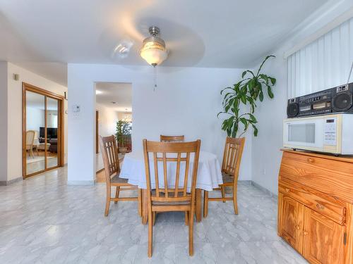 Coin-repas - 12160 Rue Camille, Montréal (Ahuntsic-Cartierville), QC - Indoor Photo Showing Dining Room