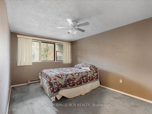 168-36 Hayhurst Rd, Brantford, ON - Indoor Photo Showing Bedroom