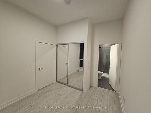 904-15 Mercer St, Toronto, ON - Indoor Photo Showing Other Room