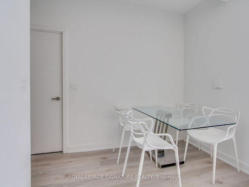 305-630 Greenwood Ave, Toronto, ON - Indoor Photo Showing Dining Room